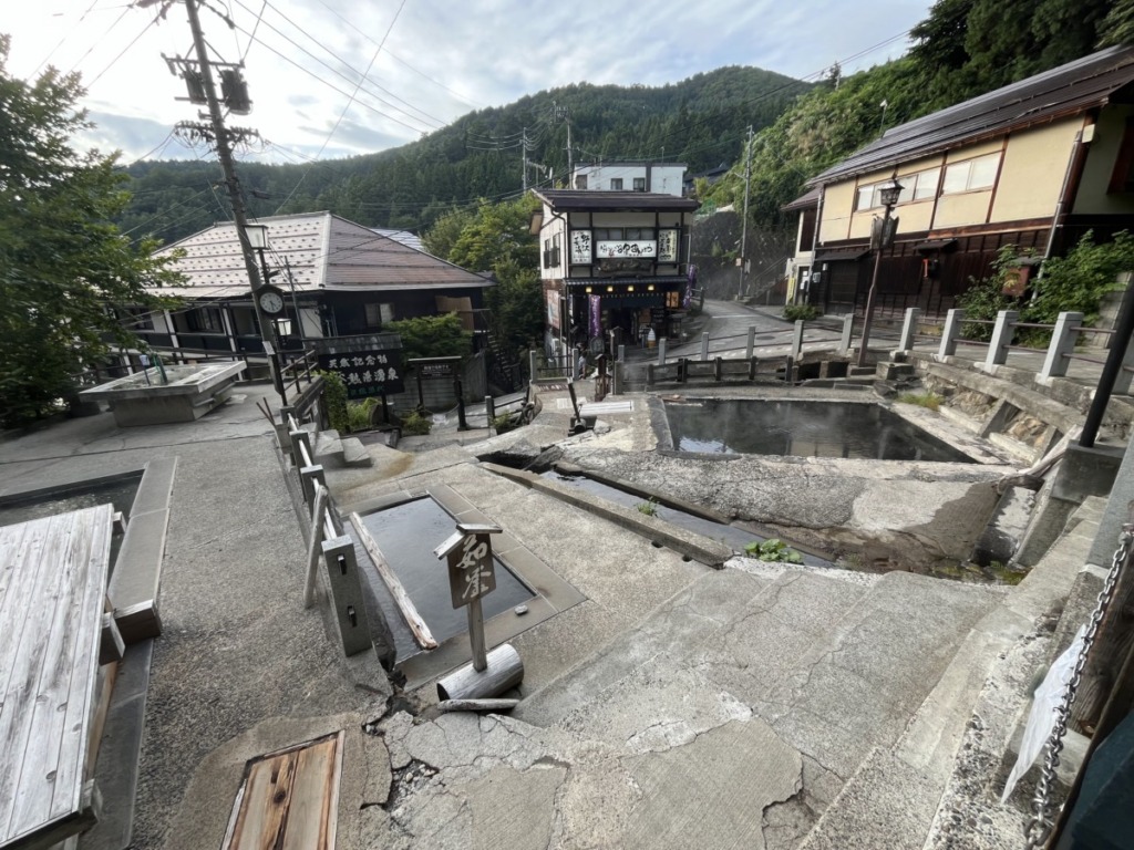 野沢温泉を象徴する麻釜