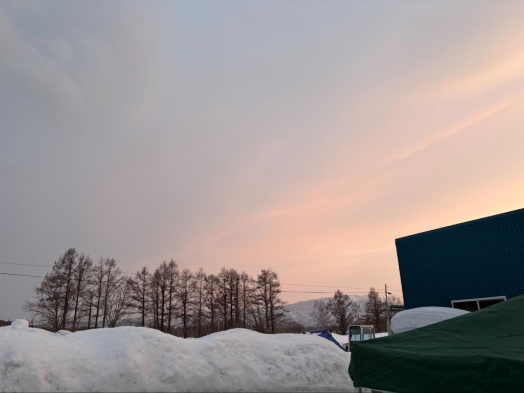 夕暮れ時の積丹の空